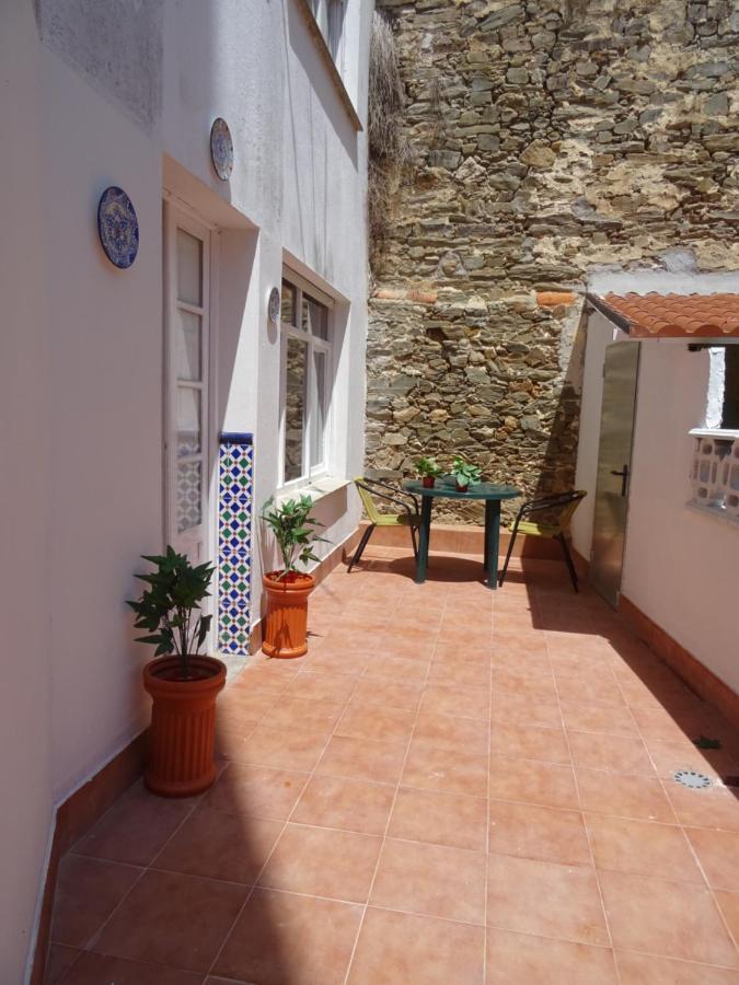 Piso En Centro Urbano De Puentedeume Con Terraza Apartment Exterior photo